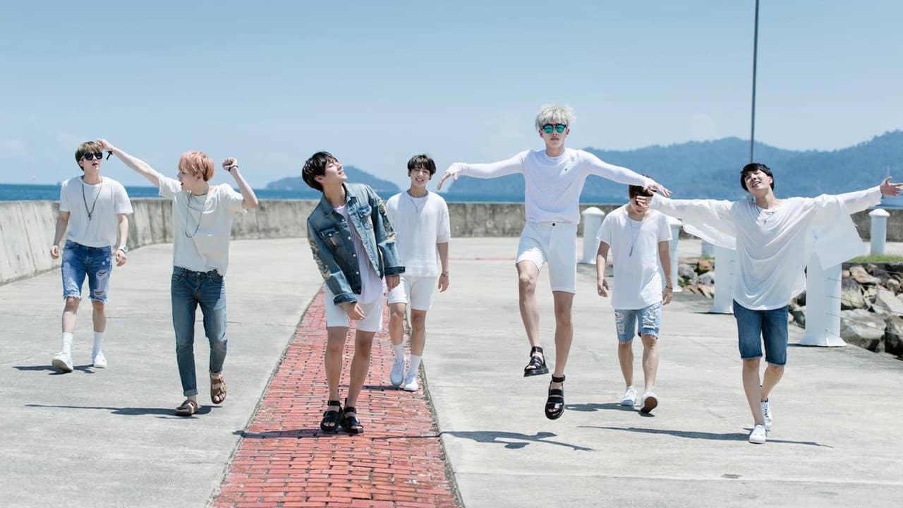 BTS 2015 Summer Package in Kota Kinabalu backdrop