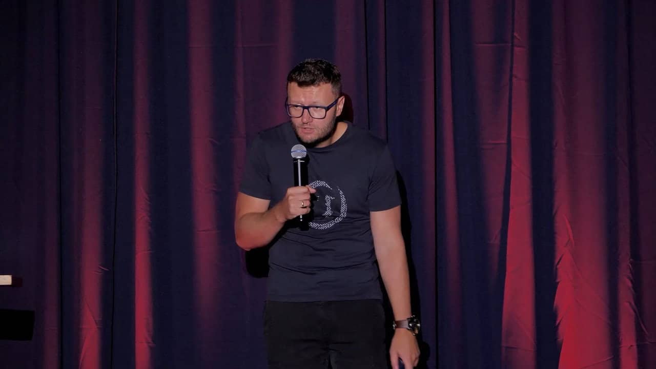 Kacper Ruciński Mojito Virgin Stand-up backdrop
