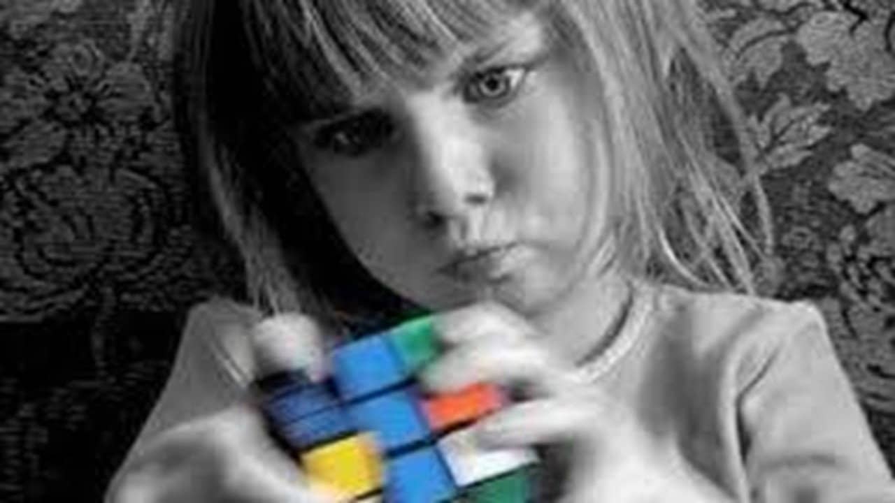 El efecto Rubik (& el poder del color rojo) backdrop