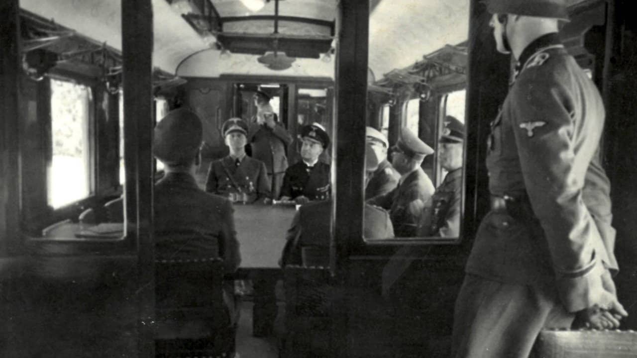 1940, Les secrets de l’Armistice backdrop