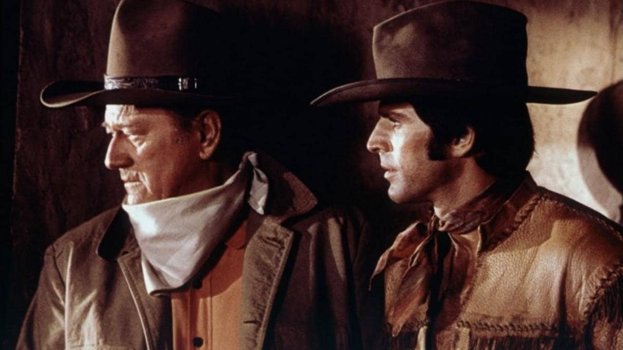 Rio Lobo backdrop