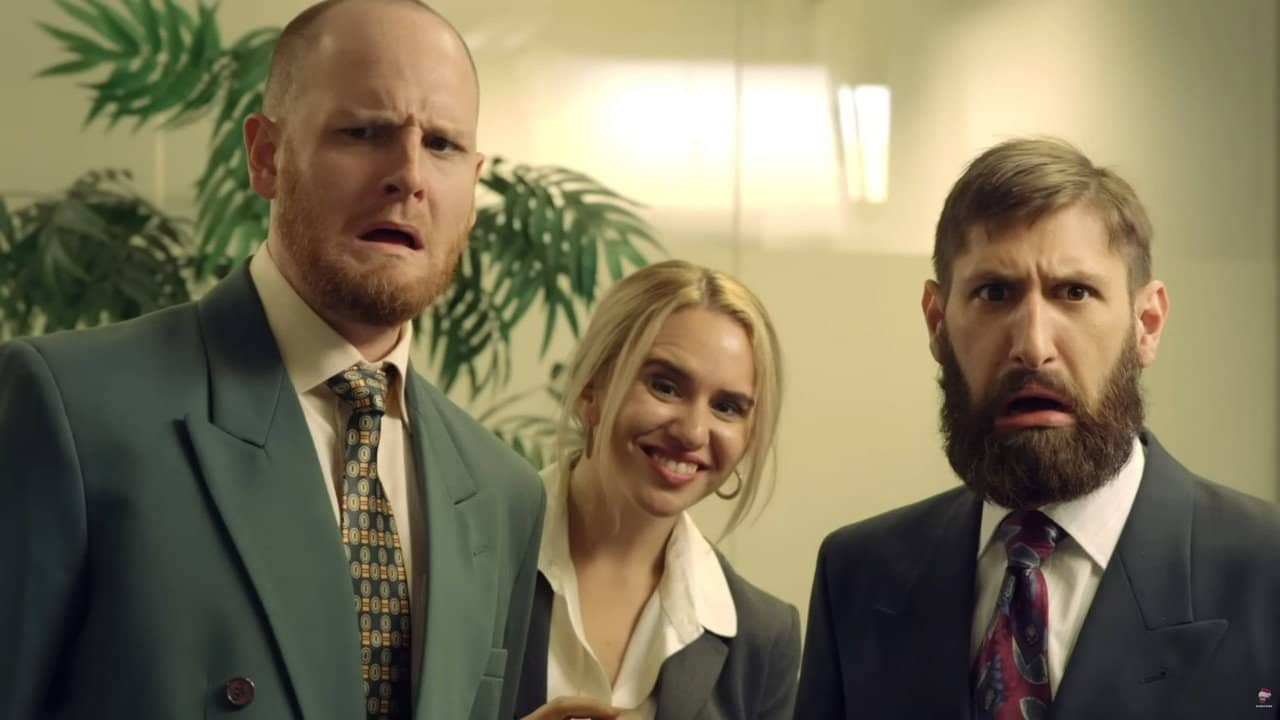 Aunty Donna: 1999 backdrop