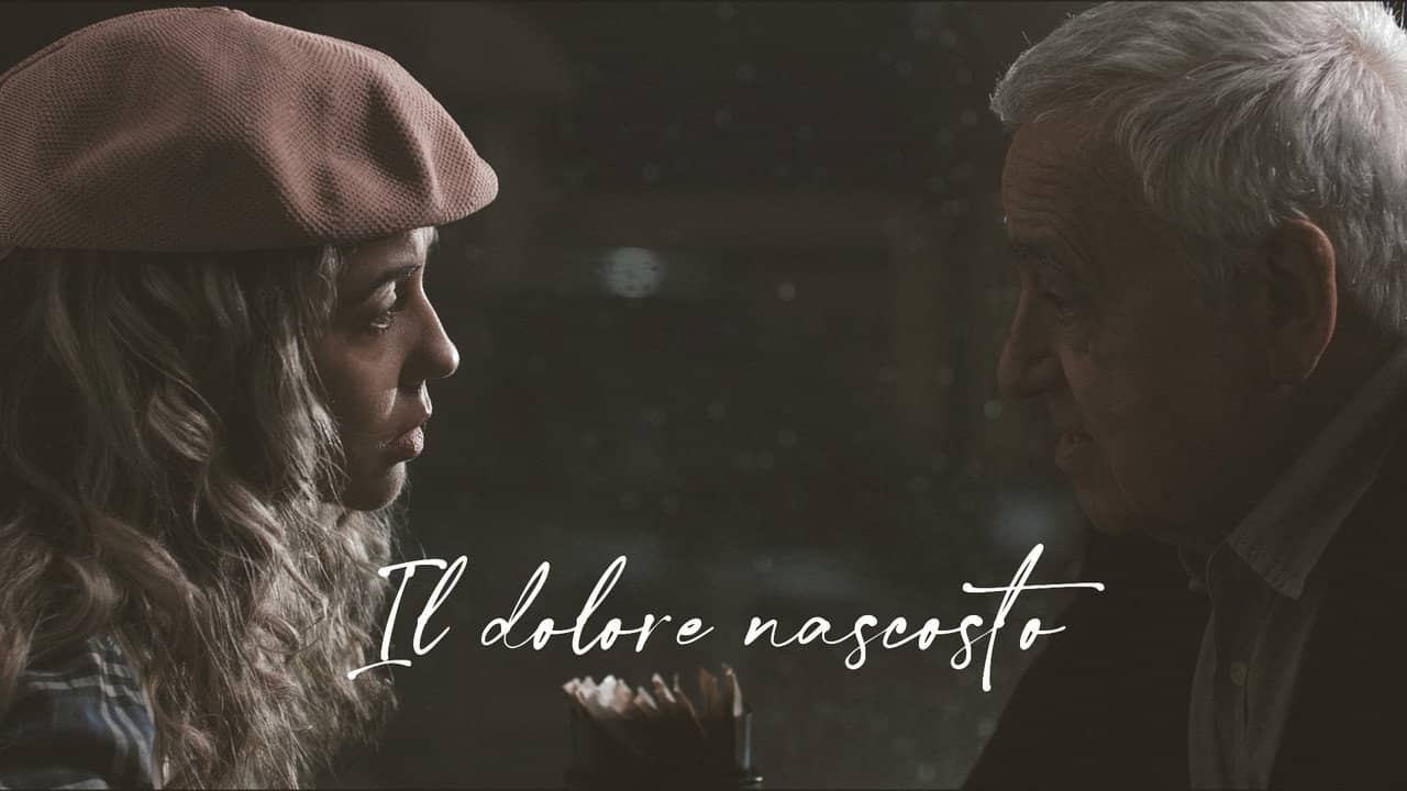 Il dolore nascosto backdrop