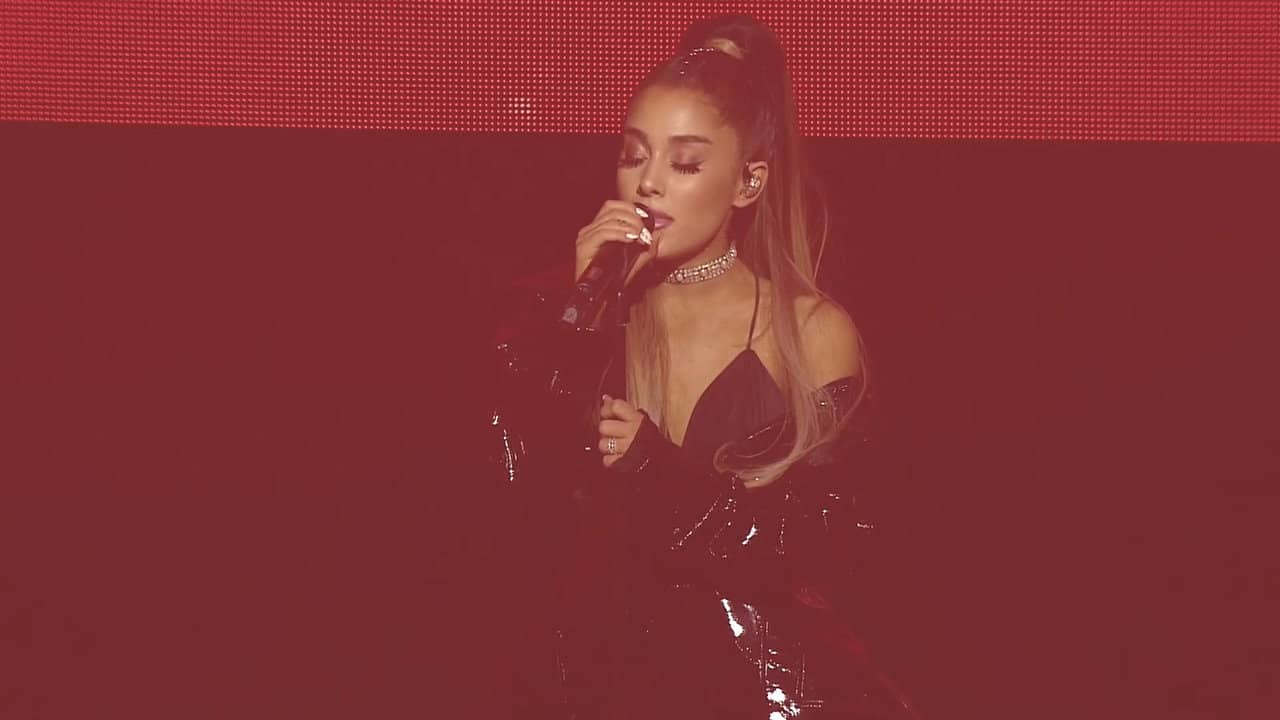 Ariana Grande: Dangerous Woman Diaries backdrop