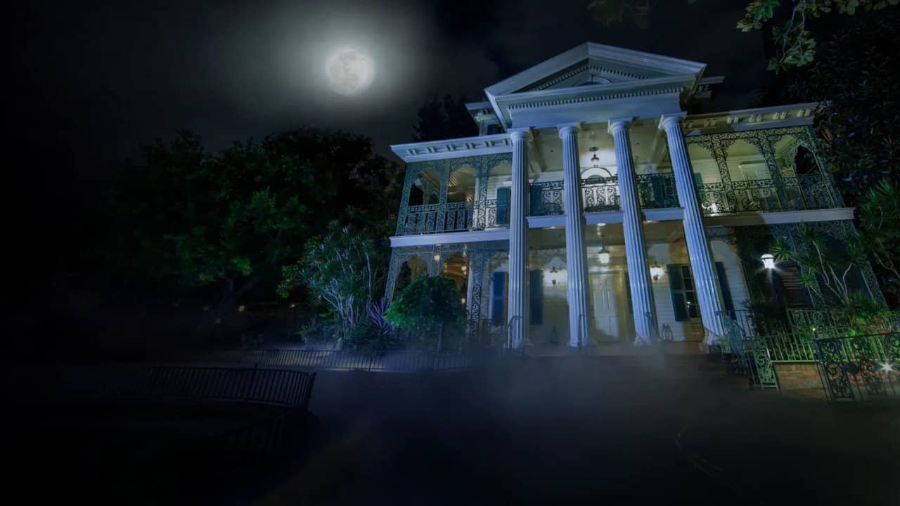 Haunted Mansion | Disneyland Resort backdrop