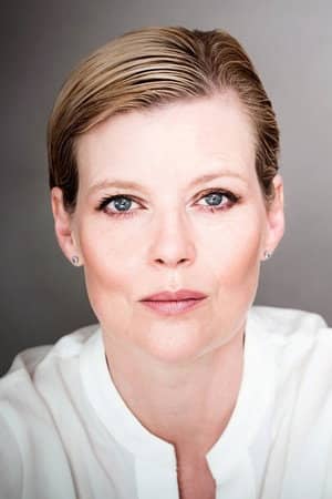 Lucy Akhurst