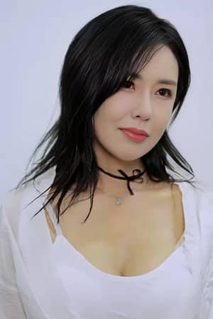Yi Mo