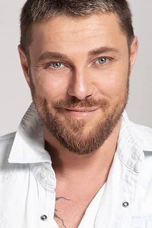 Miroslav Kostadinov
