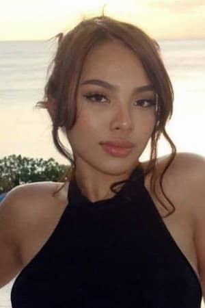 Mia Cruz