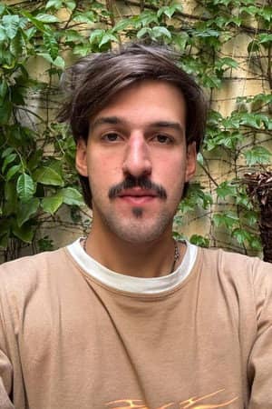 Nando Castellanos