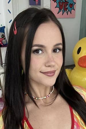Iris Leon