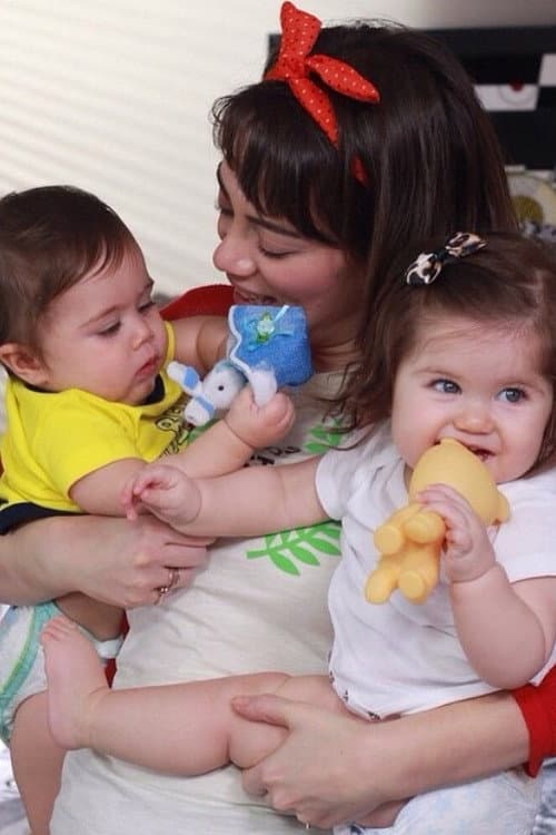 1 Man 1 Woman 2 Children Season 1 poster