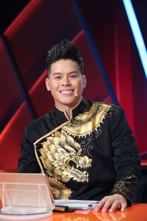 John Huy Trần
