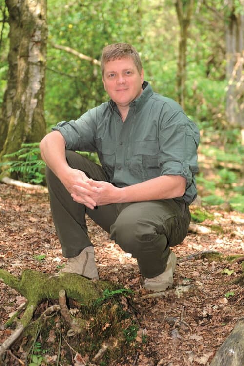 Ray Mears' Country Tracks Season 1 poster