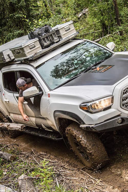 Expedition Overland Return to The Mackenzie poster