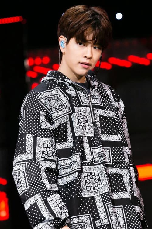 SKZ-TALKER SK-TALKER poster