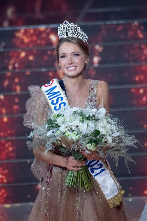 Miss France Season 34 poster