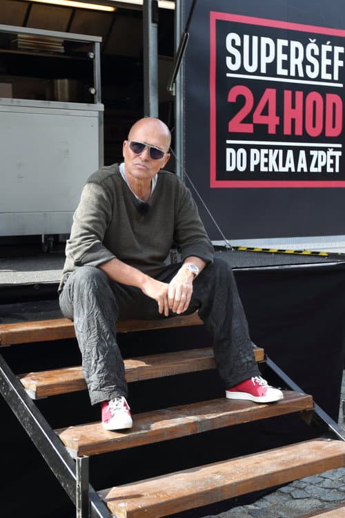 Superšéf: 24 hodin do pekla a zpět Season 1 poster