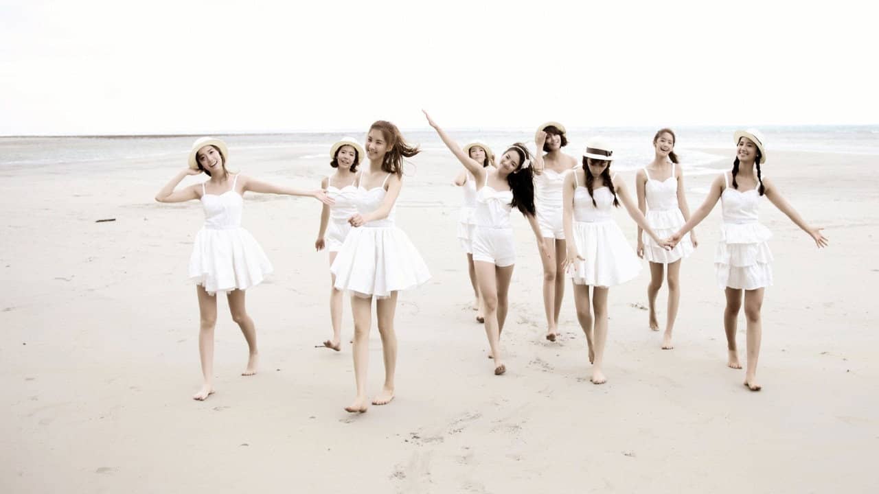 All About Girls' Generation: Paradise in Phuket backdrop
