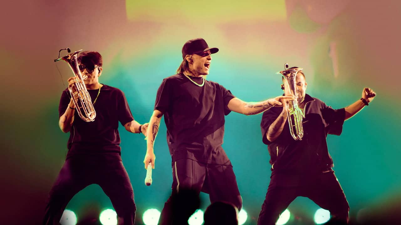 Apple Music Live: Peso Pluma backdrop