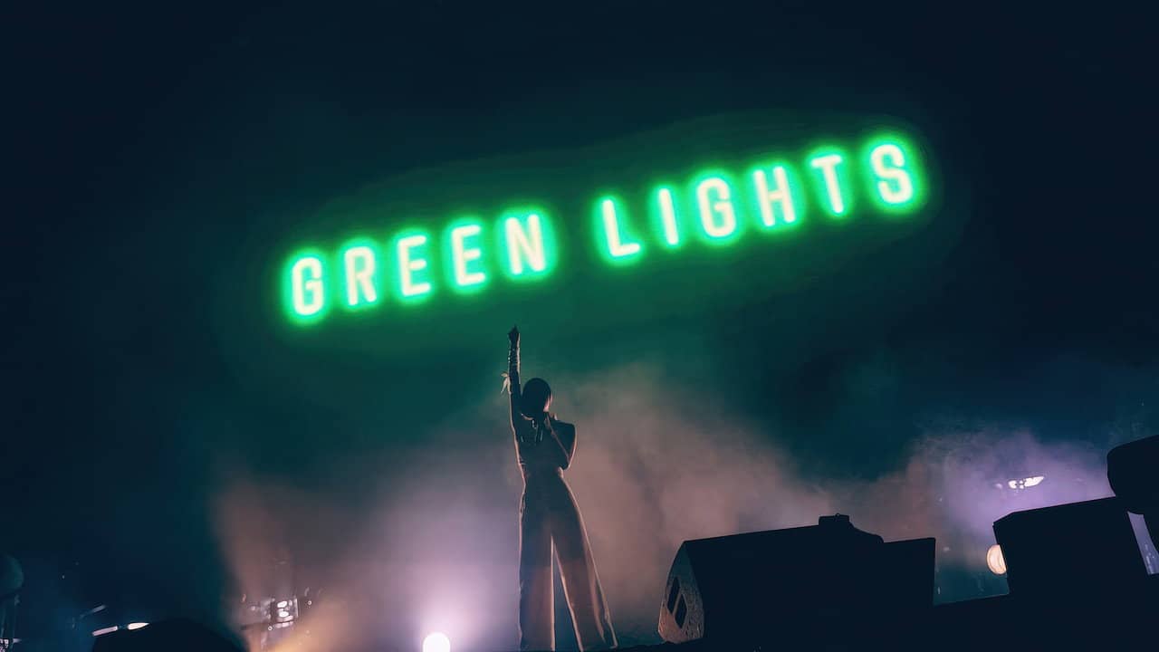 milet 5th anniversary live "GREEN LIGHTS" backdrop