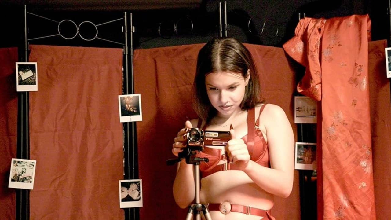 Filmgirl backdrop