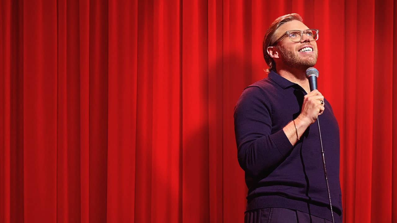 Rob Beckett: Giraffe backdrop