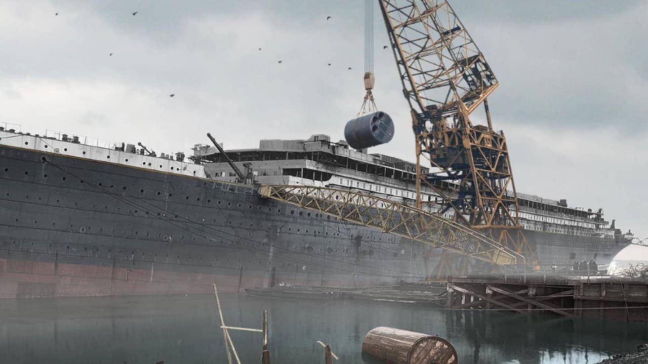 Titanic: Building the World's Largest Ship backdrop